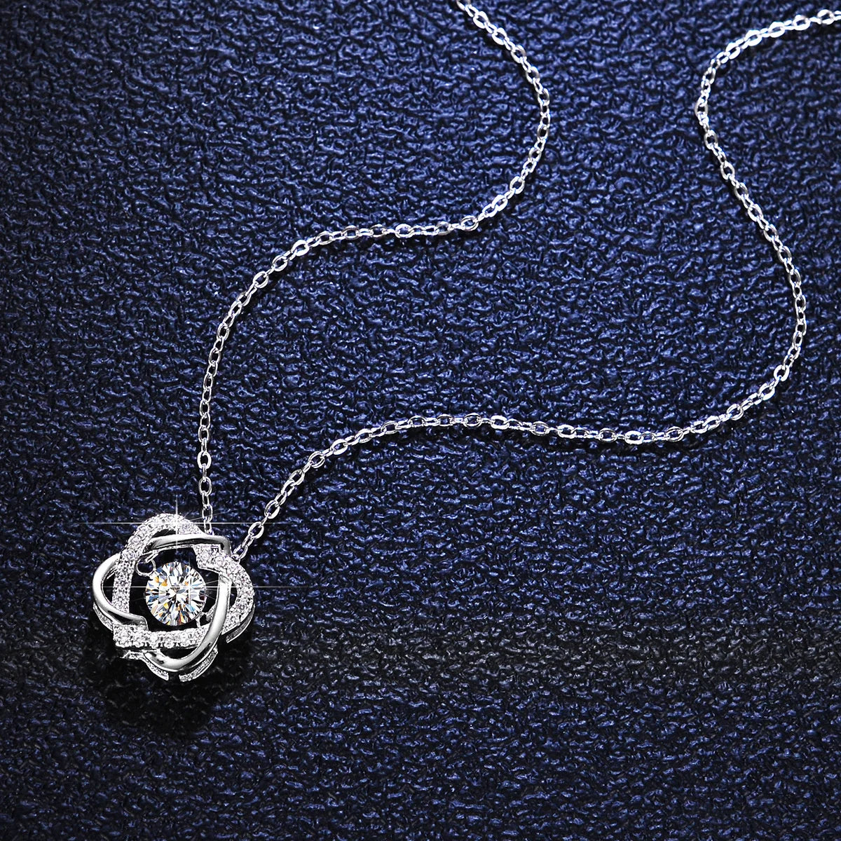 Coeur Moissanite Necklace