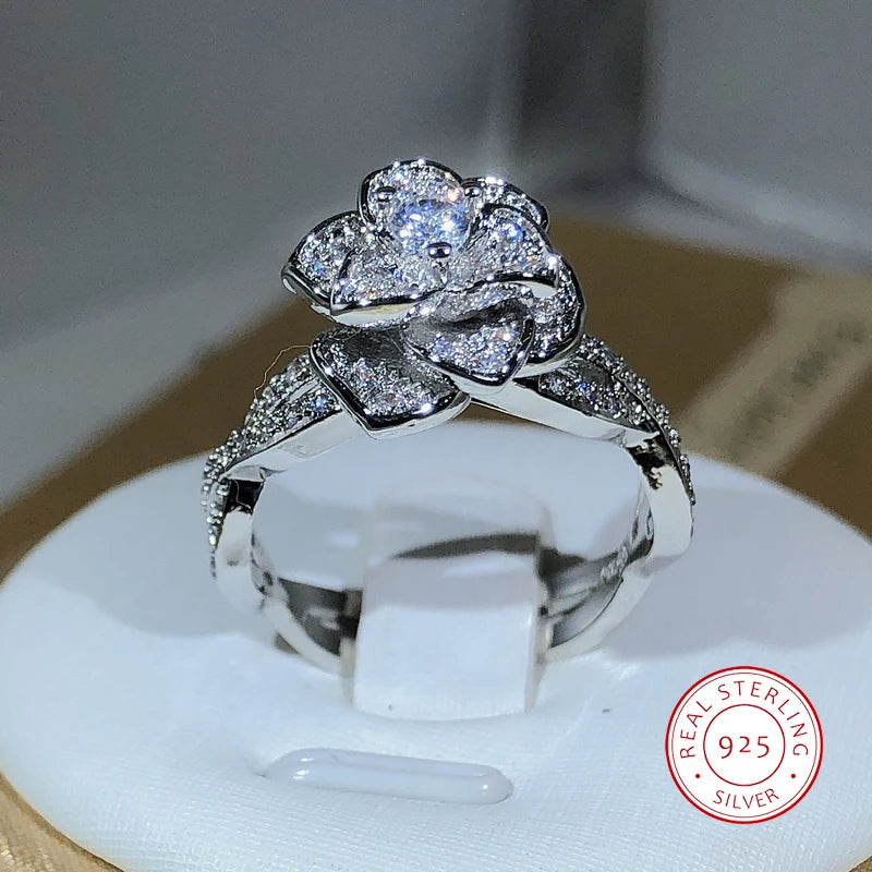 Fleur Zircon Ring